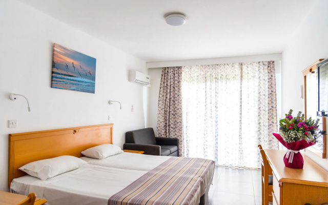 Helios Bay Hotel Apartments