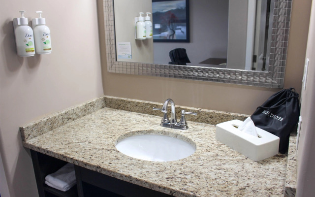 Ramada by Wyndham Sherwood Park