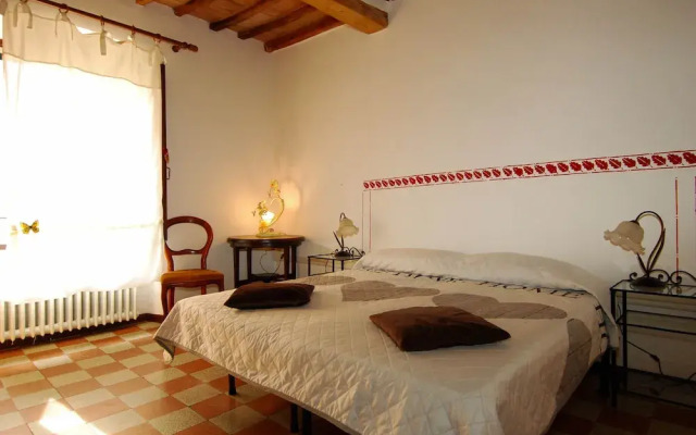 Pinturicchio City Center Flat