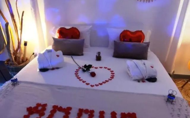 TOPAZE Nuitée Romantique avec Jacuzzi