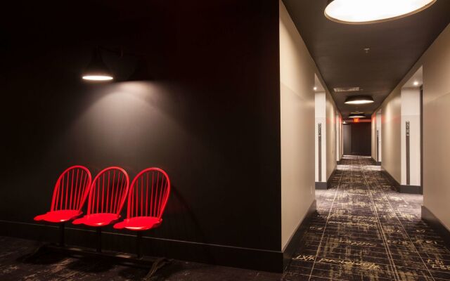 The George, by Valencia Hotel Collection