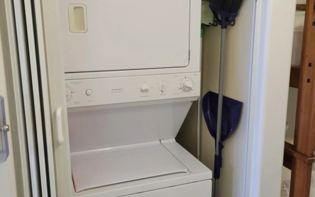 Lakeview Condo Hotel near Disney