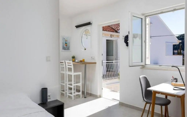 Sunny Palace Apartments