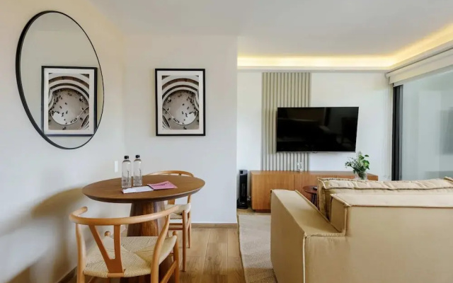w Stylish Loft w/ Balcony in Colima