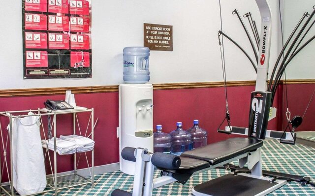 Quality Inn Petoskey-Harbor Springs