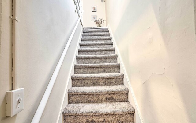 Pet-friendly Apt in 1850's Victorian Mansion!