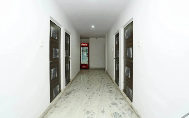 Maharaja Palace by OYO Rooms