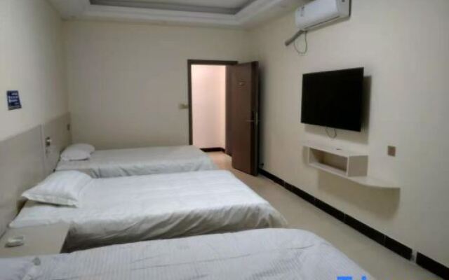 Yijia Hotel