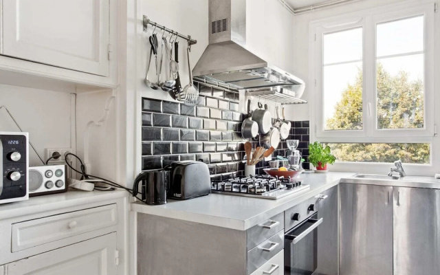 Beautiful and Charming Flat for 4 in the Centre of Paris