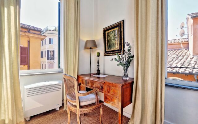 Trevi Stylish Apartment