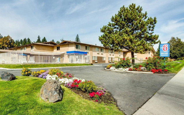 Motel 6 Spokane, WA - West