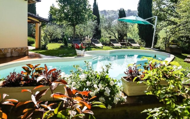 Luxury Italian Villa With Pool & Air Conditioning