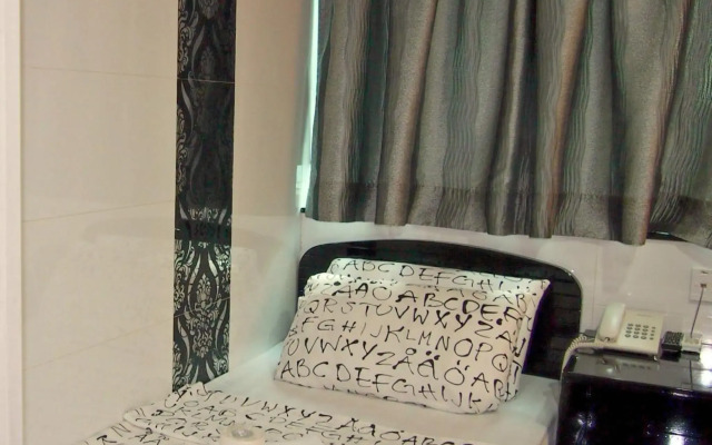 Woodstock Hostel