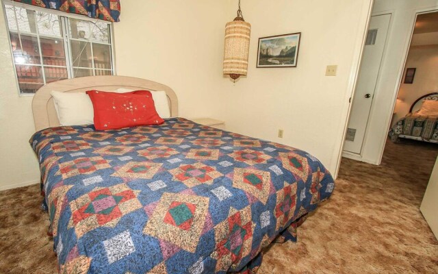 Beary Sweet Retreat 1257 by RedAwning