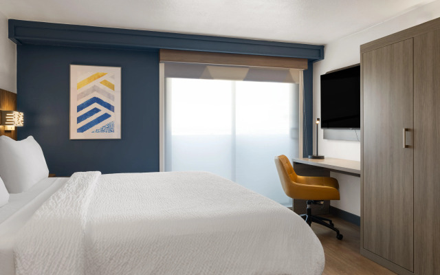 Holiday Inn Express Denver Central North by IHG