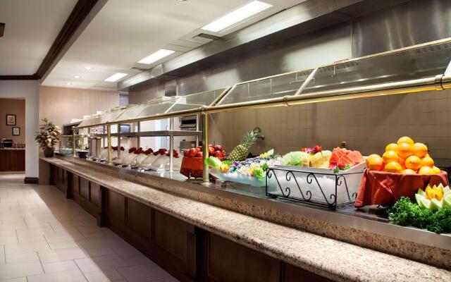 Embassy Suites La Quinta Hotel & Spa