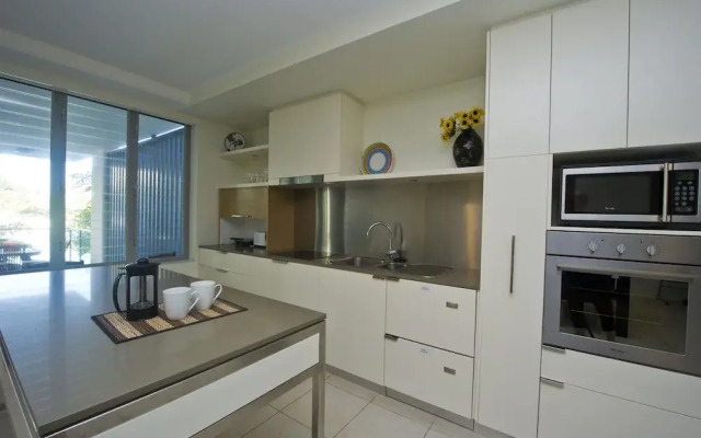 Blue on Blue Apartment 812