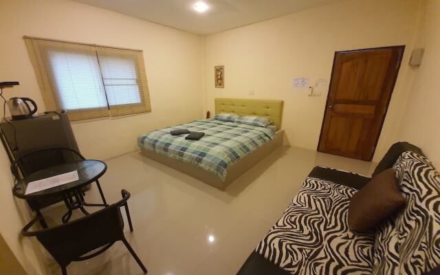 OYO 932 Baan Cha-am Country View Resort