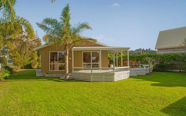 Beachfront Bliss - Cooks Beach Holiday Home