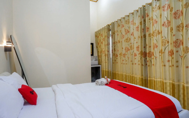 RedDoorz Syariah near Pasar Godong Grobogan