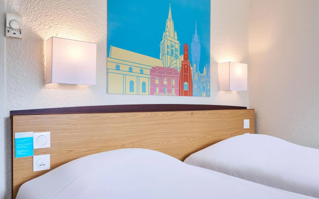 Kyriad Direct Le Bourget - Gonesse