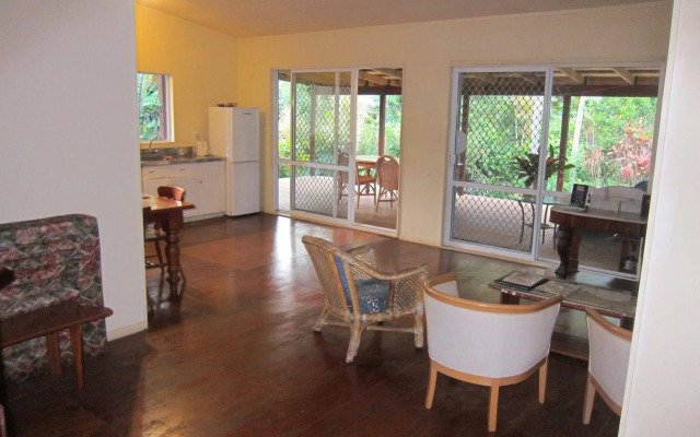 Raina Holiday Accommodation