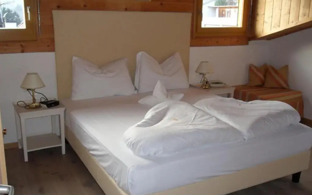 Hotel FleurAlp
