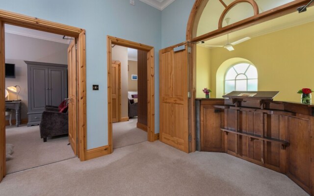 St Cuthbert's House - Guest house
