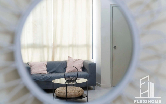 9am-5pm, SAME DAY CHECK IN AND CHECK OUT, Work from Home, Comfy & Quiet Tamarind Suites-Cyberjaya by Flexihome-MY, – Guest Rooms – Cyberjaya