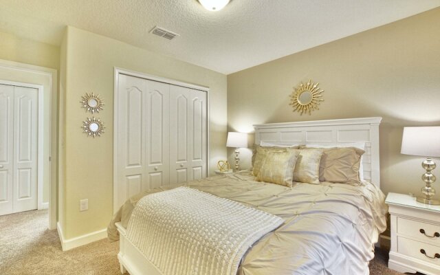 Solterra 6 Bedroom House w Pool - 7032SR
