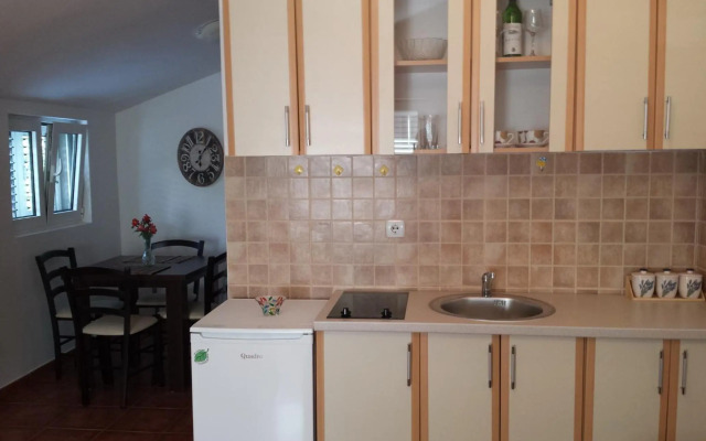 Apartments Lazarevic