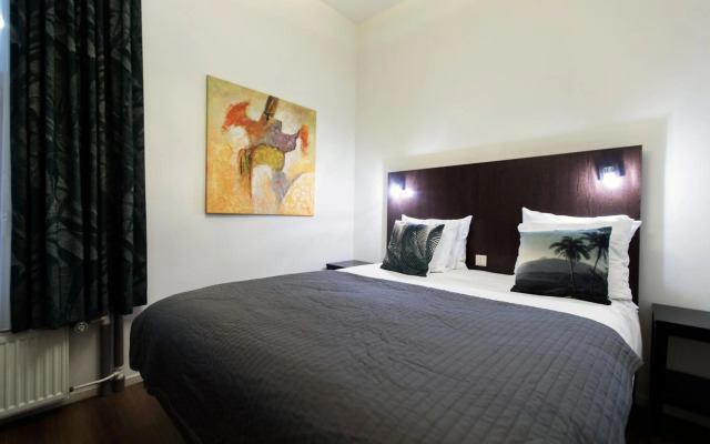 Quentin Amsterdam Hotel