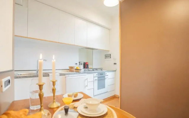 Viav by Rent All Como