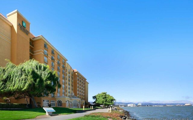 Embassy Suites by Hilton San Francisco Airport Waterfront