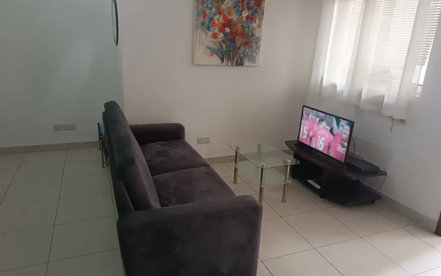 University Heights 2-bedroom Cosy Apartment