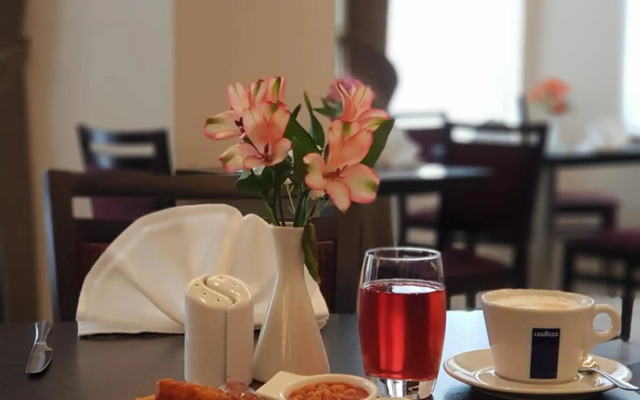 Mannin Hotel