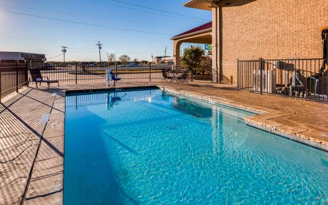 SureStay Hotel by Best Western Terrell