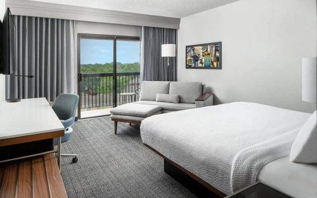 Courtyard by Marriott New Orleans Metairie