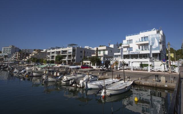 Náutico Aparthotel