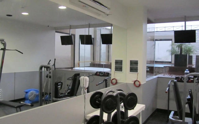 Le Parc Hotel & Suites
