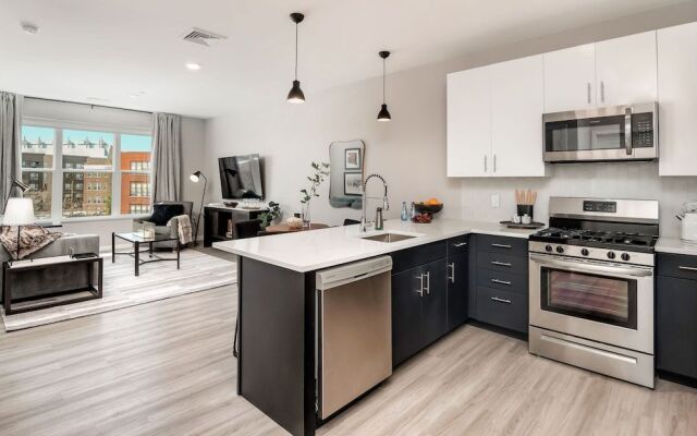 Luxury Apartments by Hyatus at Pierpont