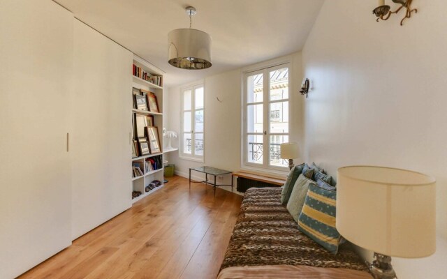 Stylish, and Spacious Apartment - Champs-elysées