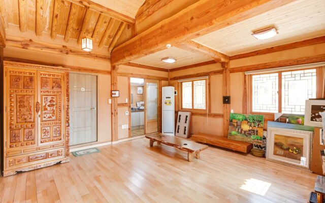 Hadong Hwagaesongi Pension