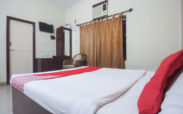 OYO 71275 Lingam's Lodge