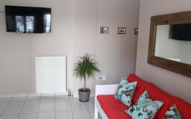 Asteri Apartments Mytikas 2-Bedroom Seaview Courtyard