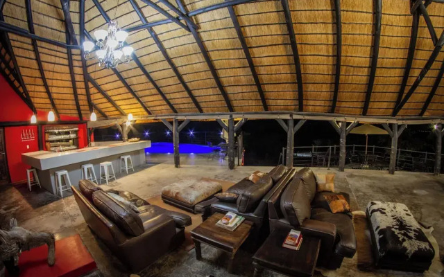 Uukwaluudhi Safari Lodge
