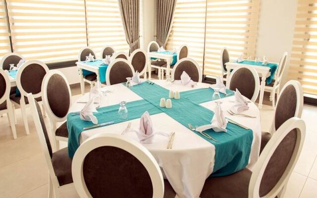 Polaris Otelbeach Club