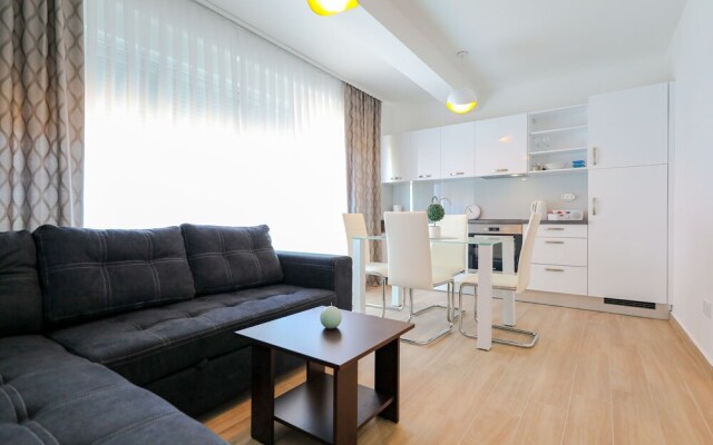 Sandy Beach Apartments