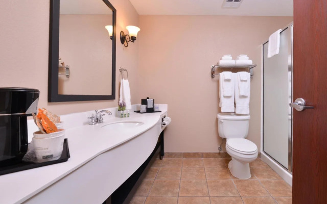 Best Western Plus Frontier Inn