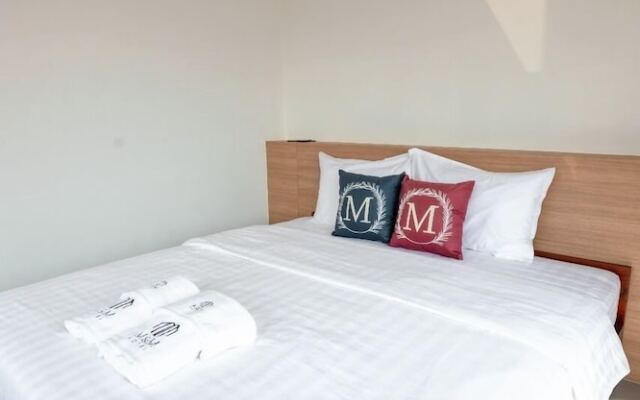 M&M hotel